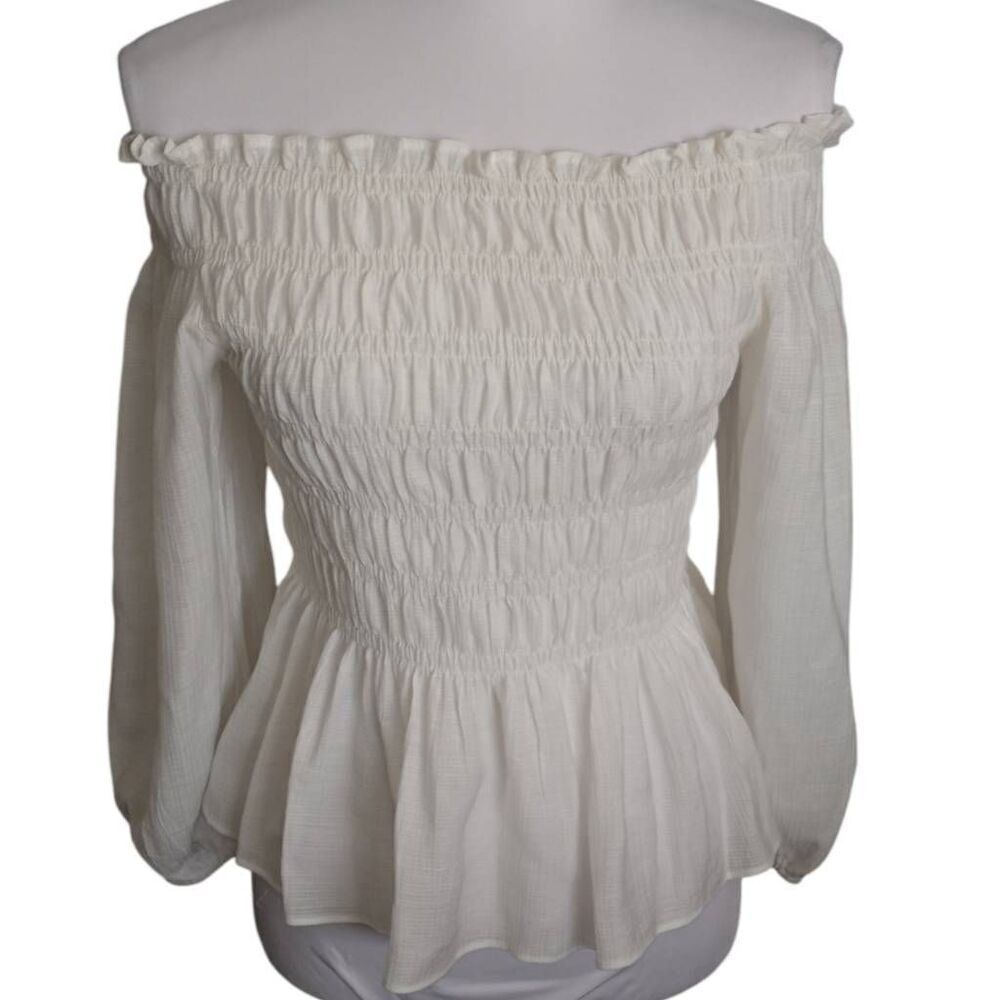 PAPERMOON WHITE OFF-THE-SHOULDER SMOCKED BLOUSE SZ.S EUC.